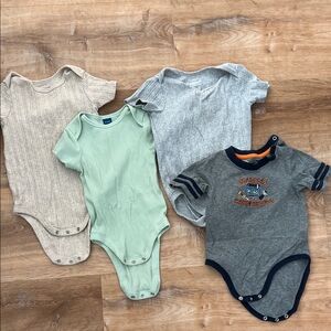 Gray and Green Kids Bodysuit bundle